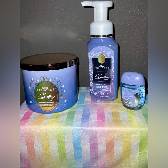 Disney Cinderella Princess Bath and Body Set - Picture 7 of 13